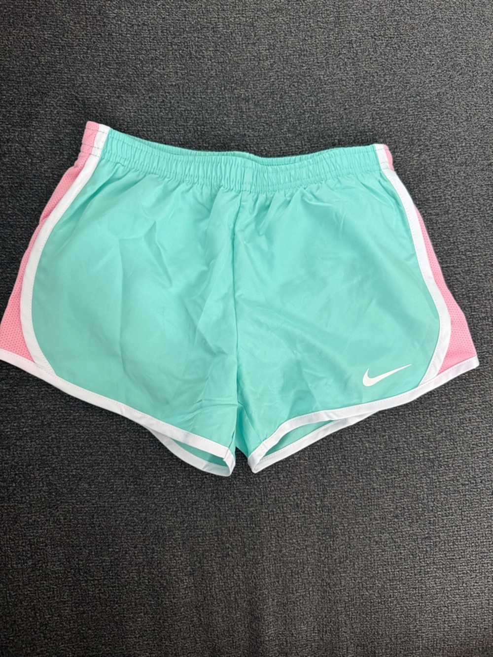 Nike Girls sz 6x dri-fit Tropical Twist Mint Green & Pink Athletic Shorts NWT